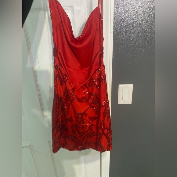 Red Dress - Picture 2 of 3